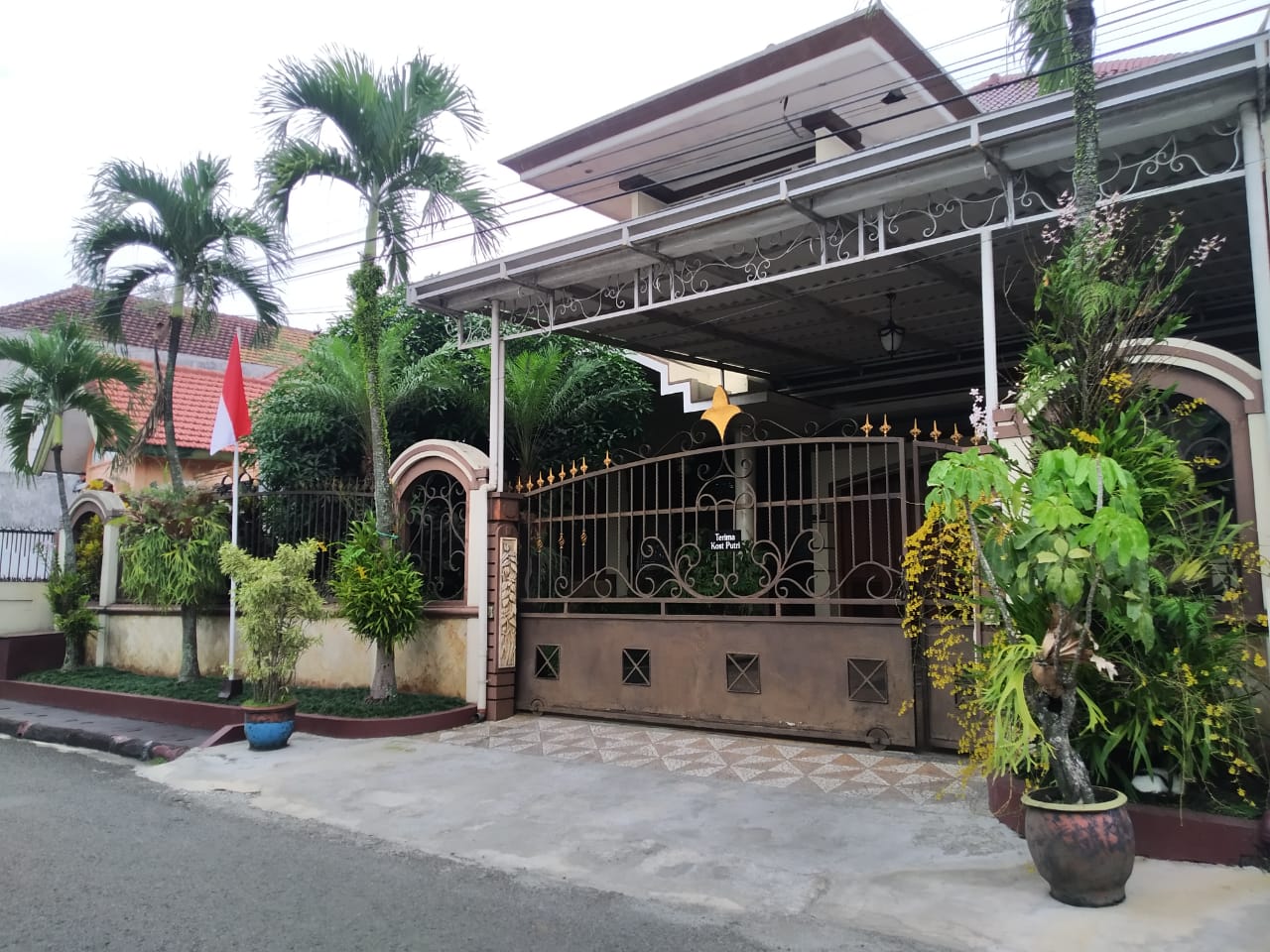 WhatsApp Image 2025-12-04 at 13.10.32