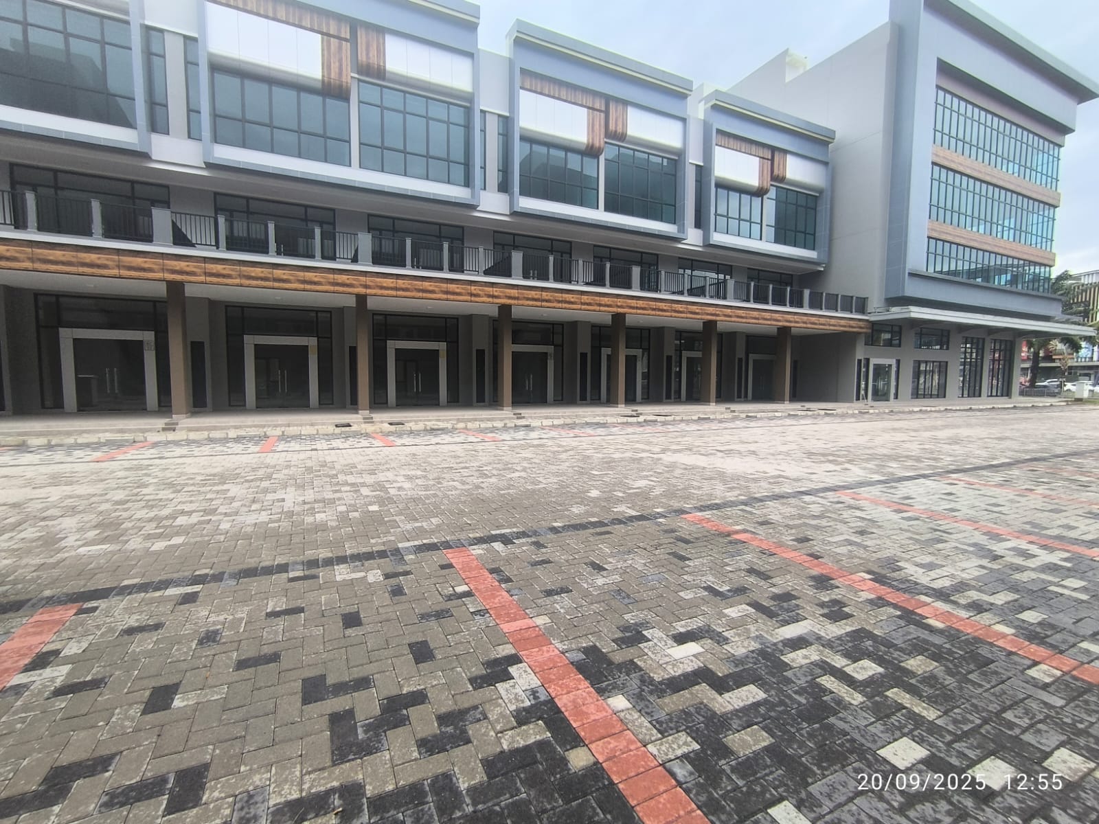 WhatsApp Image 2025-10-02 at 10.29.45