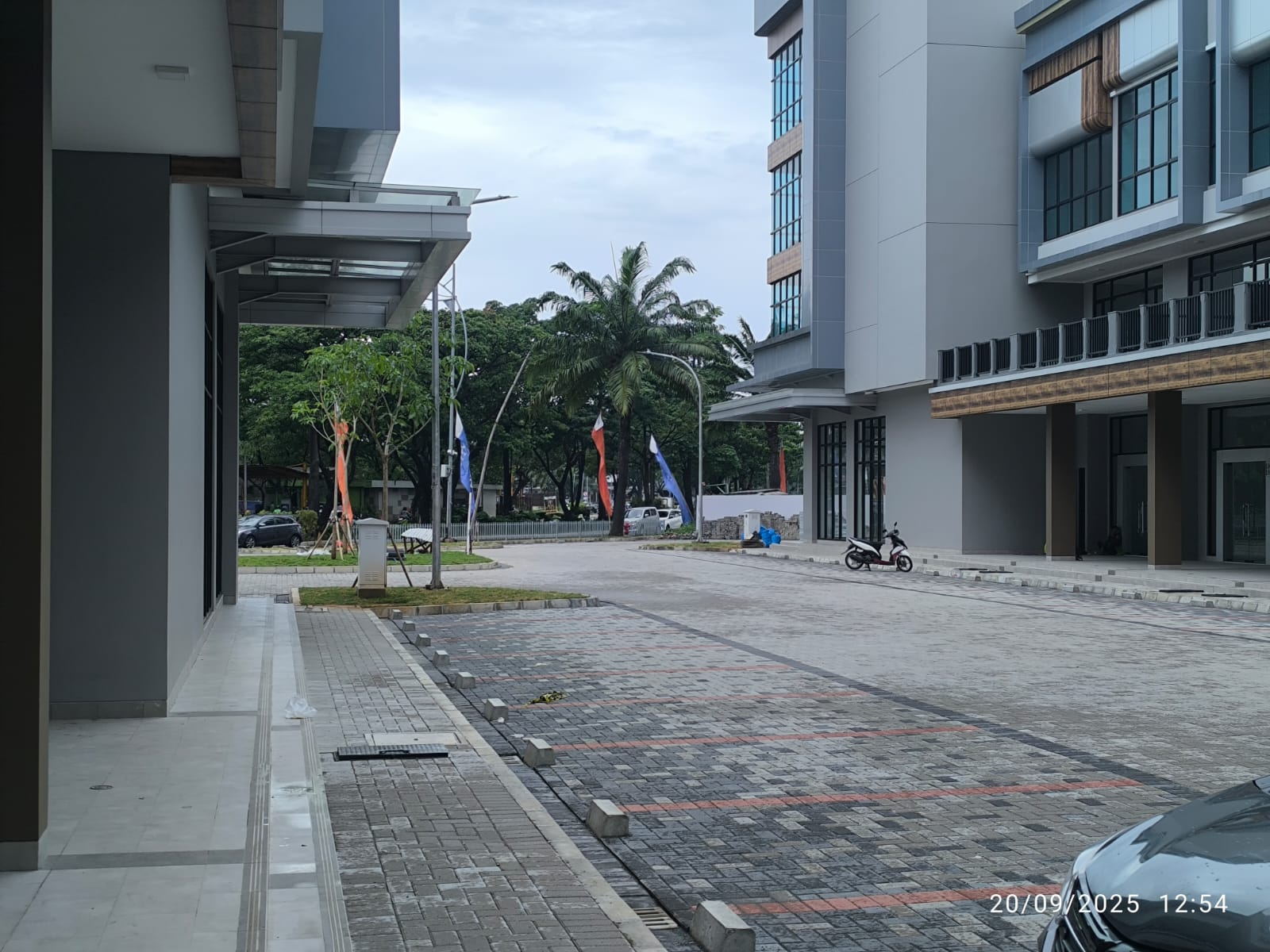 WhatsApp Image 2025-10-02 at 10.29.47 (1)