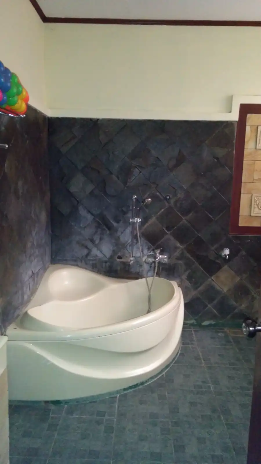 afdb8fcc-dddf-4015-a07b-5bb26e37ecd9