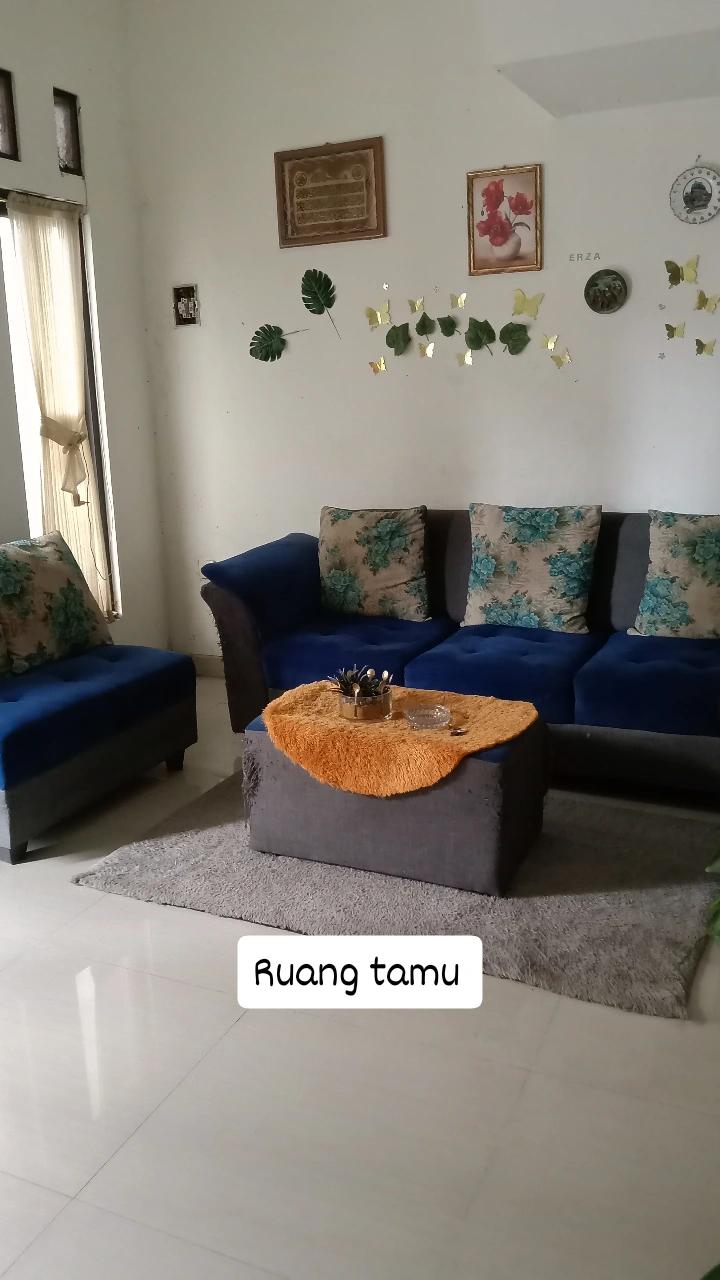 Ruang Tamu - Eko Saputro